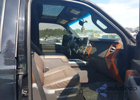 2016 Ford F250 Lariat z USA, uszkodzony, nr VIN 1FT7W2BT0GEB40188